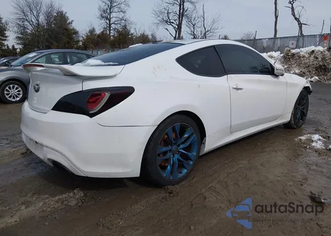 2013 Hyundai Genesis 3.8 Track z USA, uszkodzony, nr VIN KMHHU6KJ6DU083265